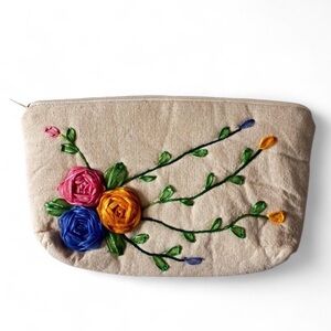 Vintage Linen Handmade Pouch w Floral Embroidery